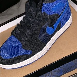 Nike Air Jordan 1 Retro High Top shoes
